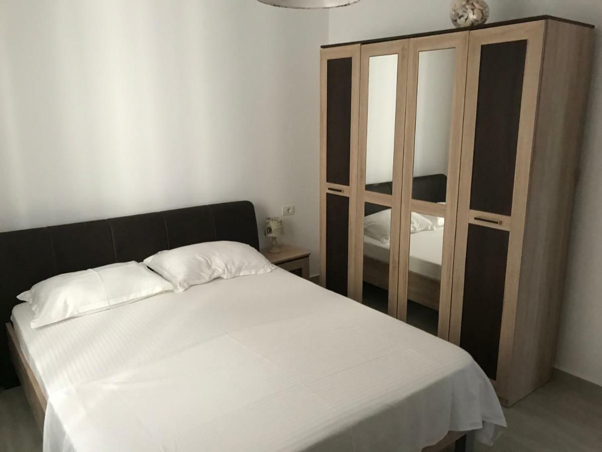 Appartement Apartament Kazeboo Mamaia à Năvodari Extérieur photo